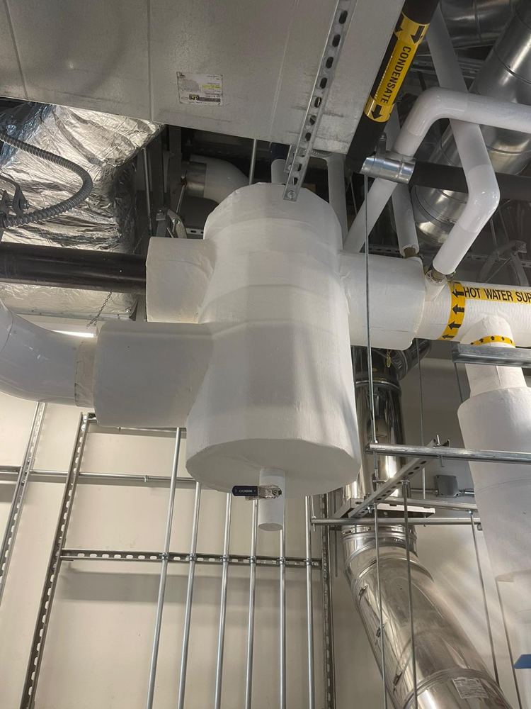 Hot water air separator, fiberglass with PVC-finished elbows